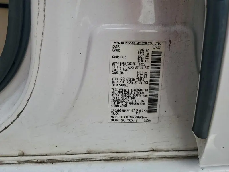 2010 NISSAN FRONTIER CREW CAB SE  