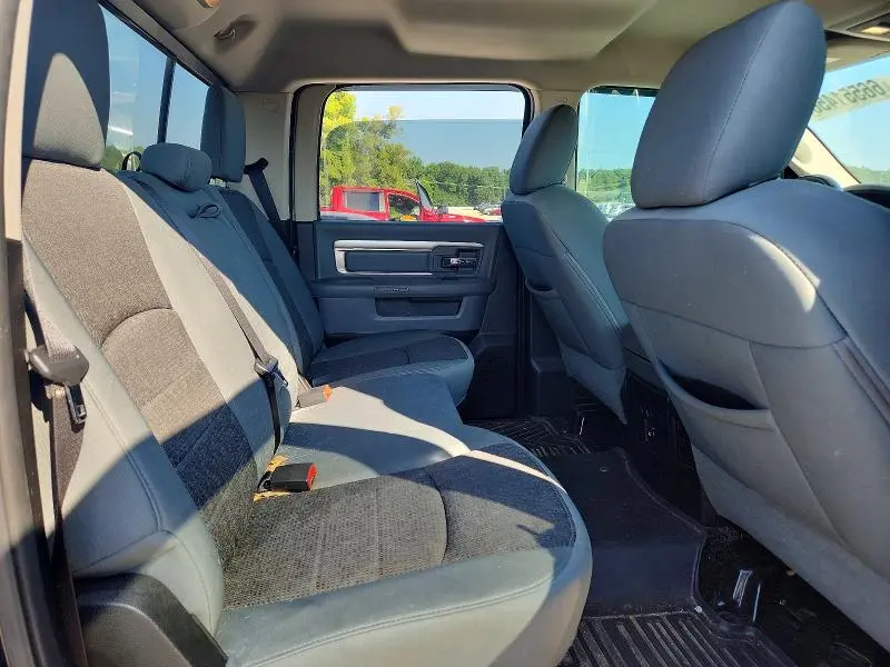 2014 RAM 1500 SLT  