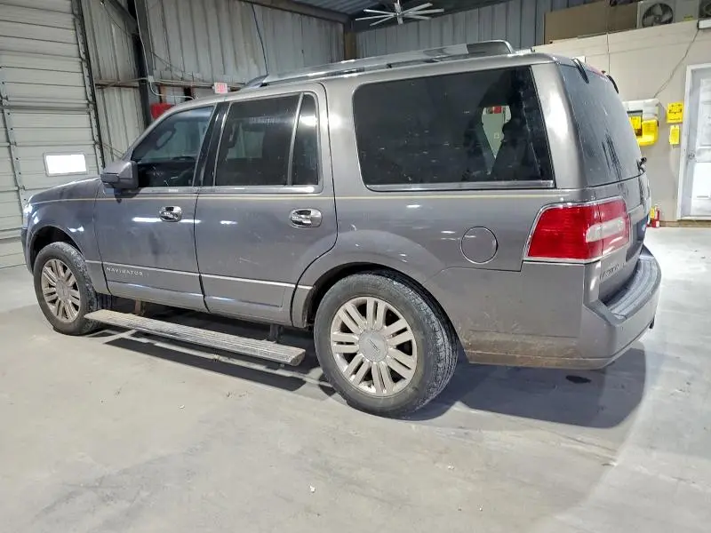 2013 LINCOLN NAVIGATOR   