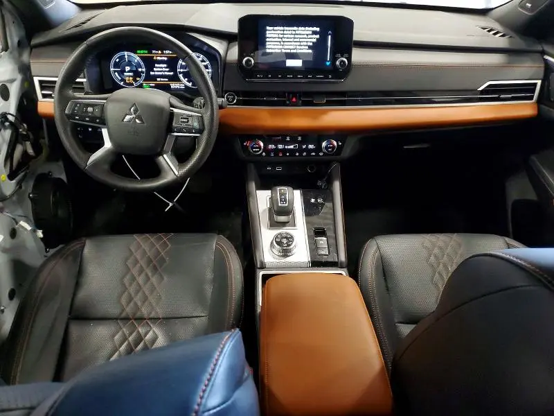 2025 MITSUBISHI OUTLANDER SEL  