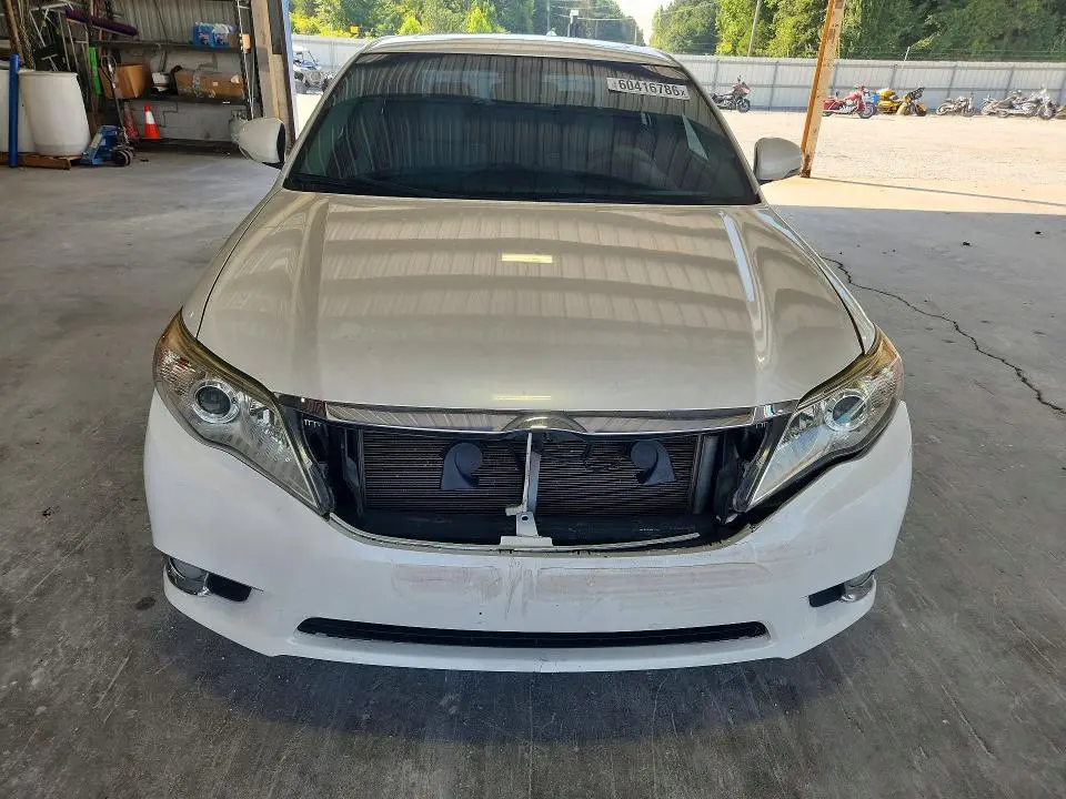 2012 TOYOTA AVALON LIMITED  
