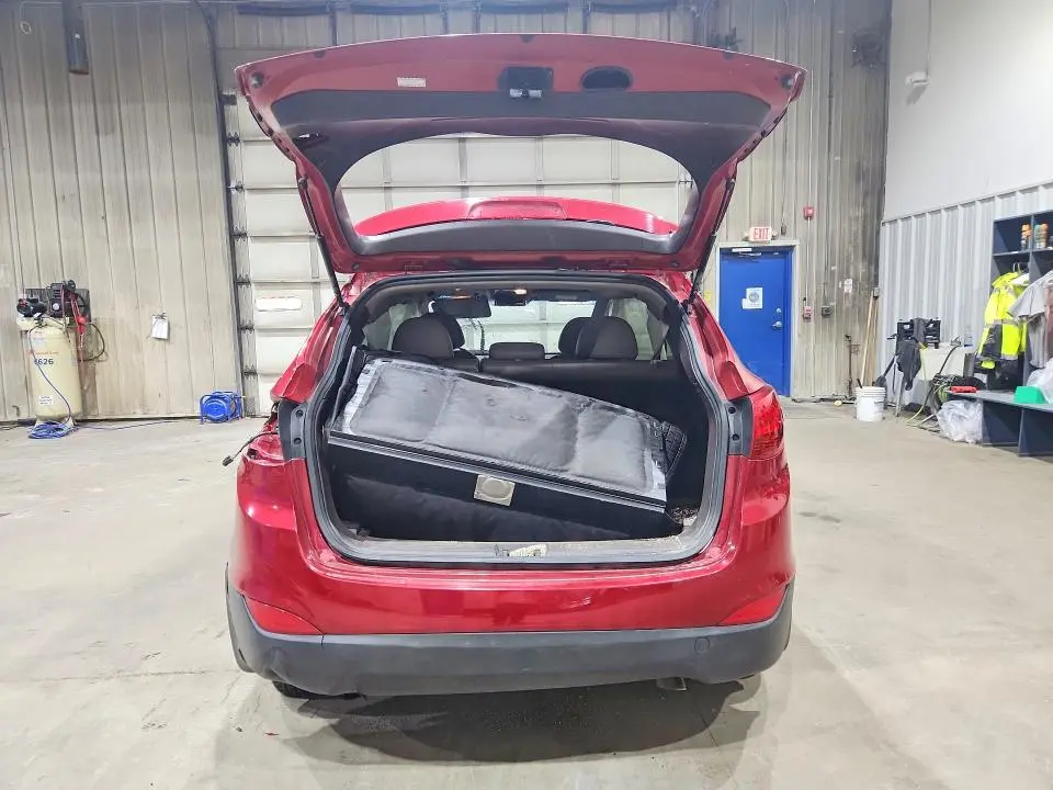 2015 HYUNDAI TUCSON SE  