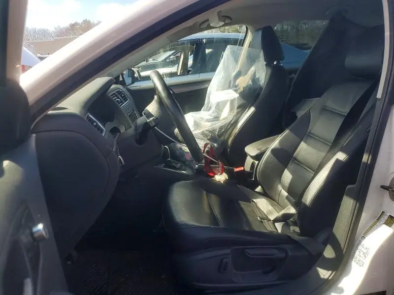 2014 VOLKSWAGEN JETTA TDI  