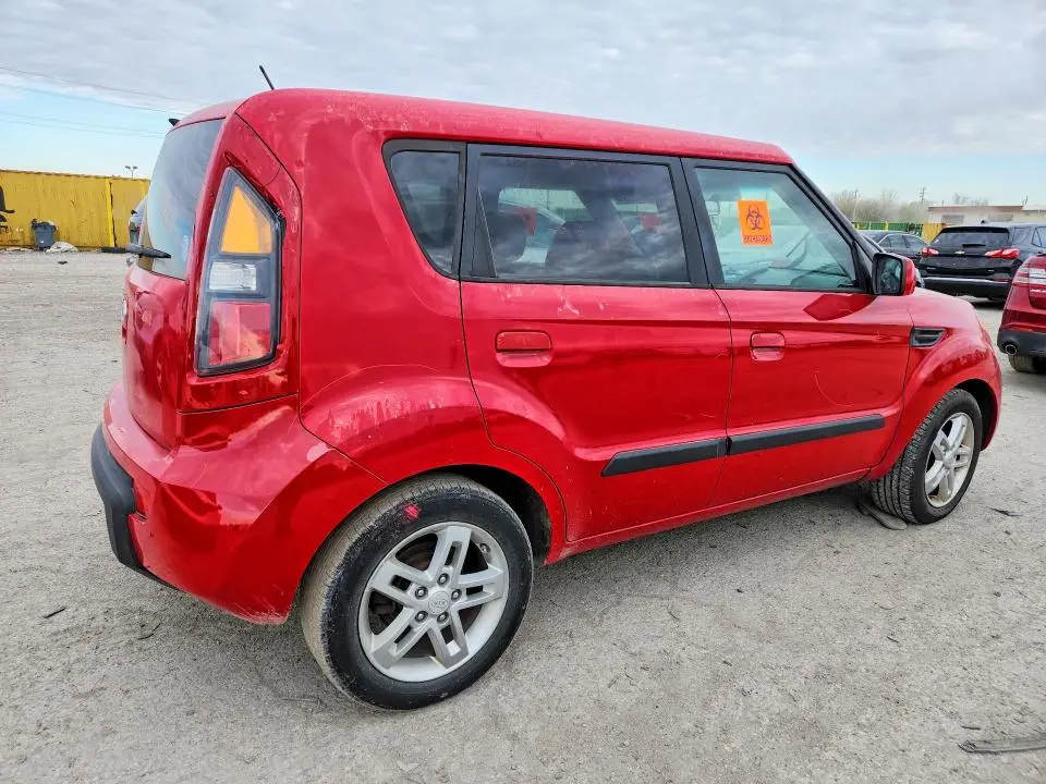 2010 KIA SOUL +  