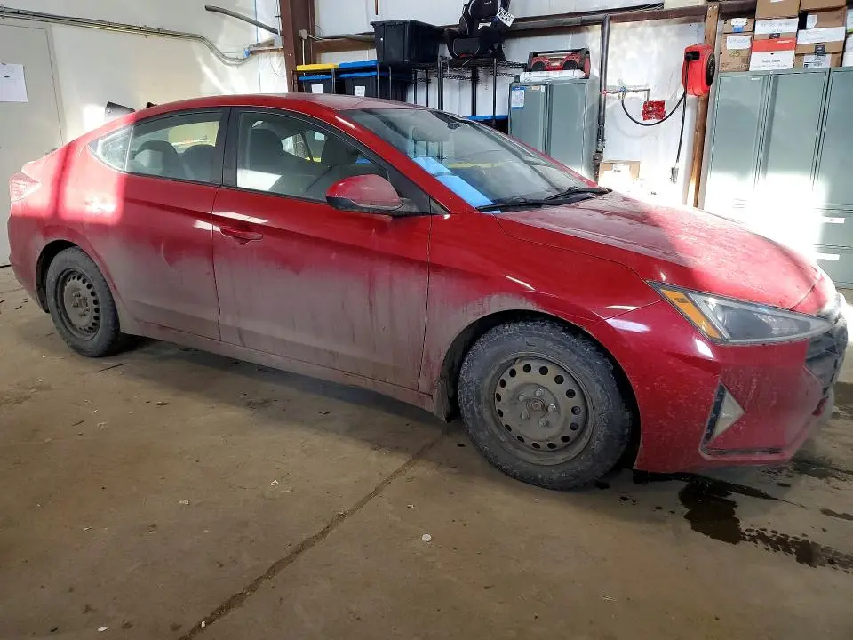 2019 HYUNDAI ELANTRA SE  