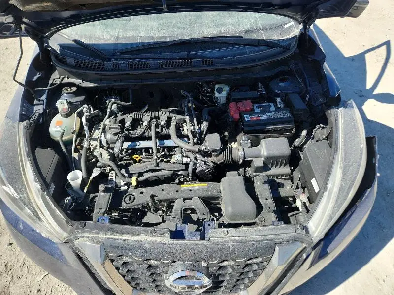 2019 NISSAN KICKS SR  