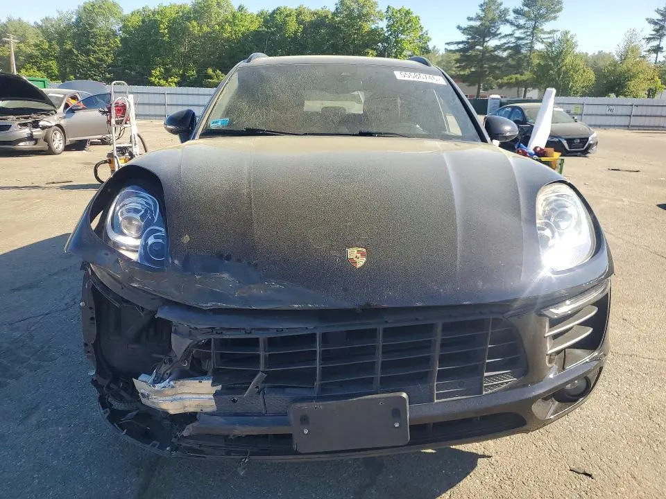 2018 PORSCHE MACAN   