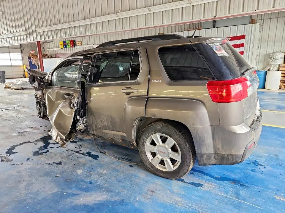 2010 GMC TERRAIN SLE  