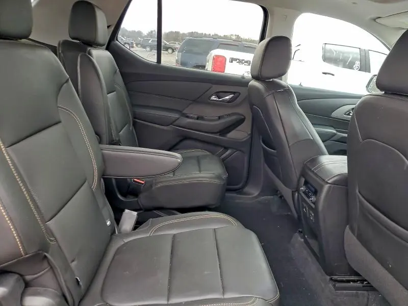 2021 CHEVROLET TRAVERSE RS  