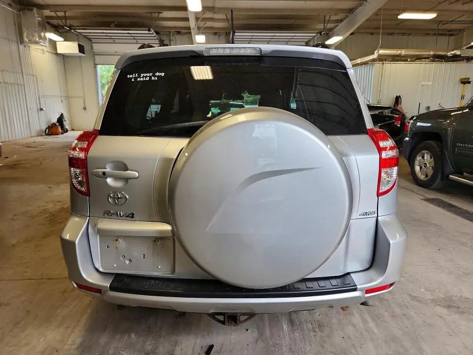 2011 TOYOTA RAV4 LIMITED  