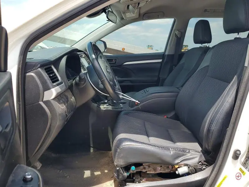 2018 TOYOTA HIGHLANDER LE PLUS  