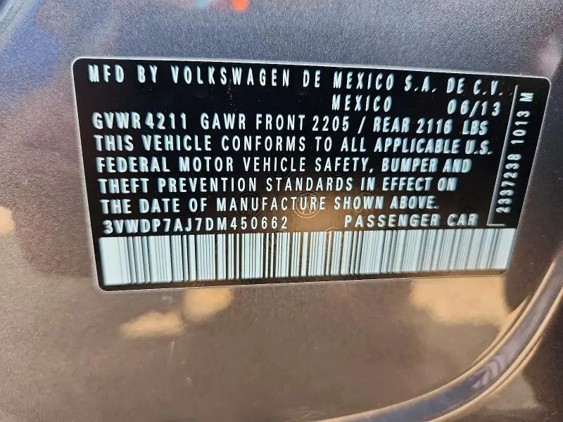 2013 VOLKSWAGEN JETTA SE  