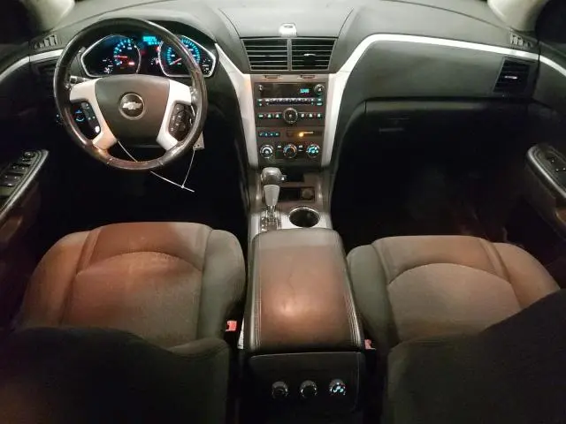 2010 CHEVROLET TRAVERSE LT  