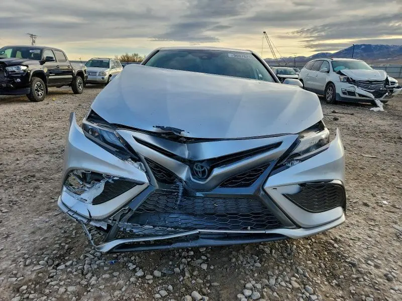 2021 TOYOTA CAMRY XSE  