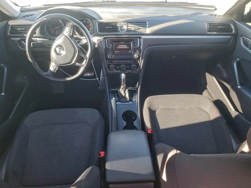 2016 VOLKSWAGEN PASSAT S  