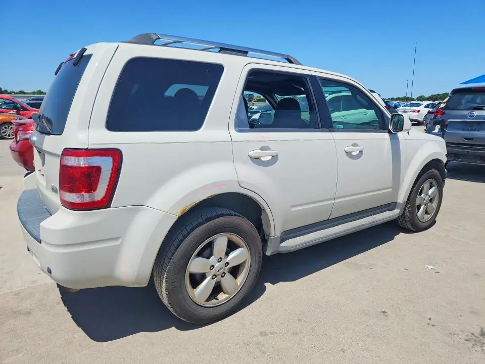 2011 FORD ESCAPE LIMITED  
