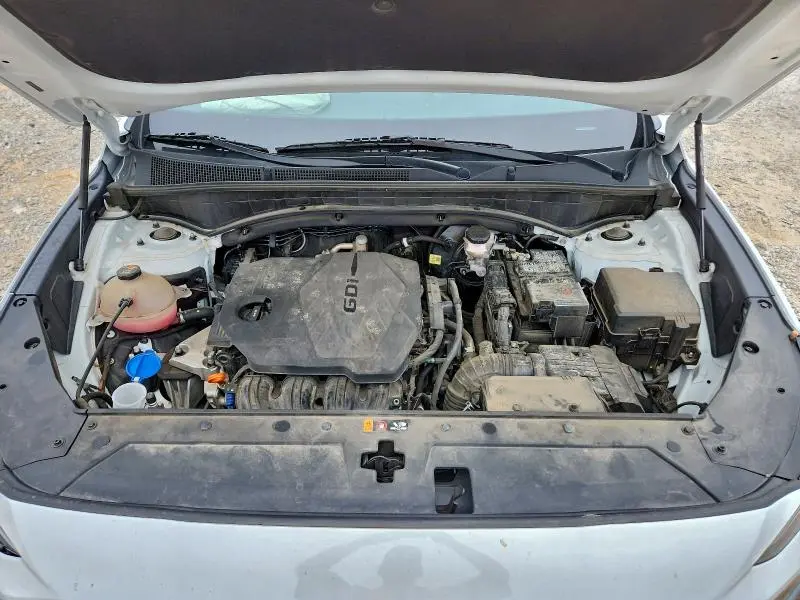 2022 HYUNDAI SANTA FE SE  