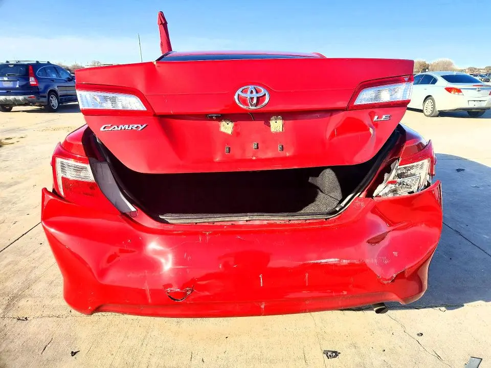 2012 TOYOTA CAMRY LE  