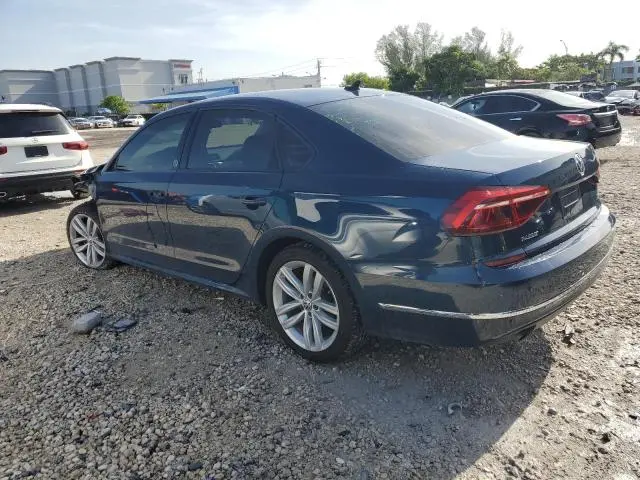 2019 VOLKSWAGEN PASSAT WOLFSBURG  