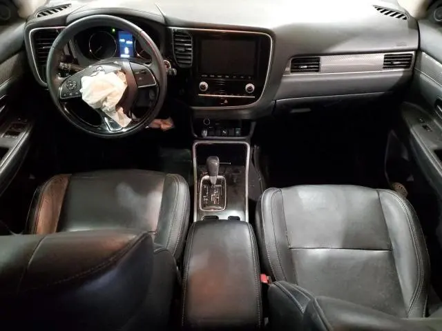 2020 MITSUBISHI OUTLANDER SE  