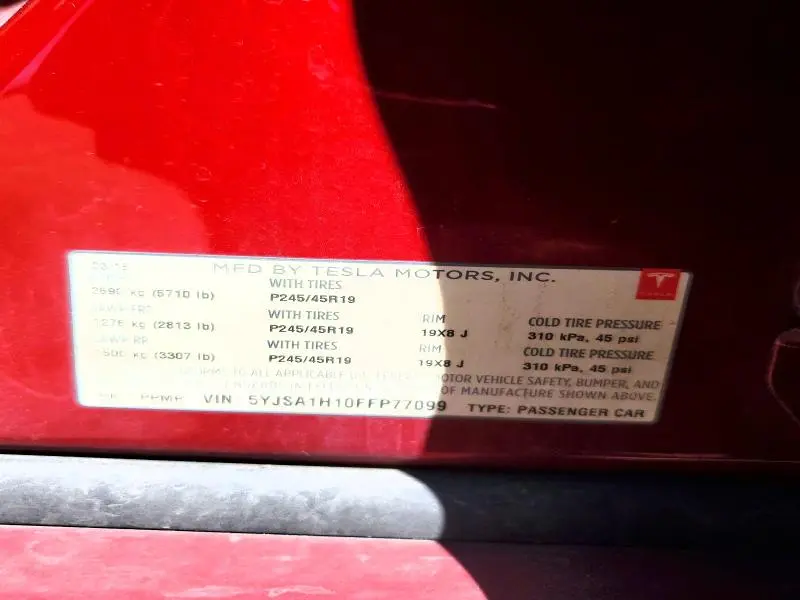 2015 TESLA MODEL S 85  