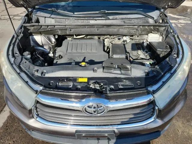 2014 TOYOTA HIGHLANDER XLE  