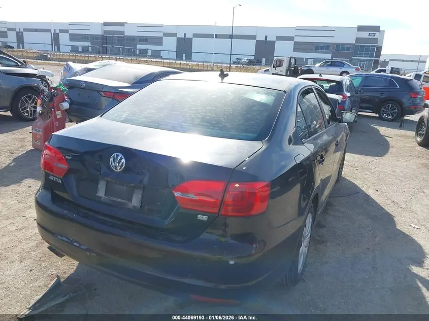 2014 VOLKSWAGEN JETTA 1.8T SE