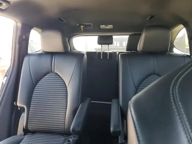 2022 TOYOTA HIGHLANDER XSE  