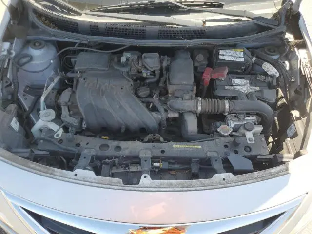 2017 NISSAN VERSA S  