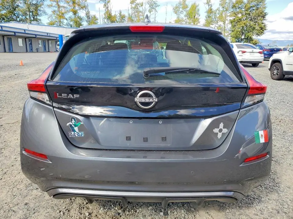 2024 NISSAN LEAF S  