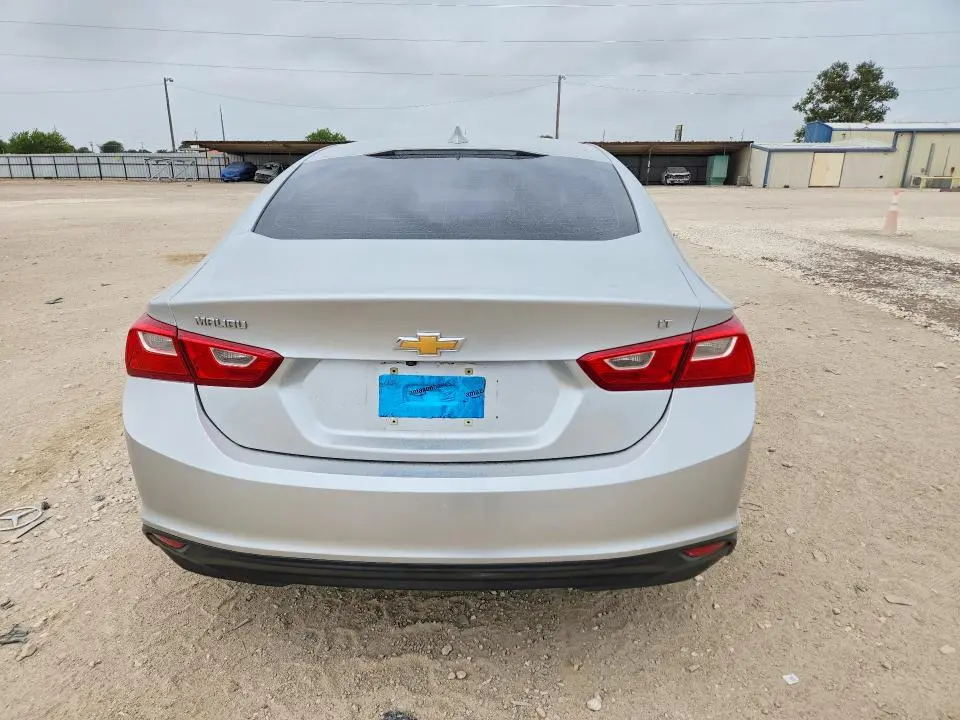 2017 CHEVROLET MALIBU LT  