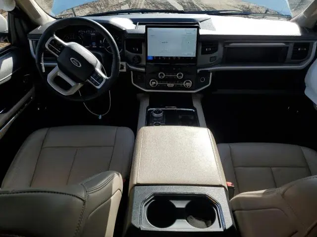 2023 FORD EXPEDITION XLT  