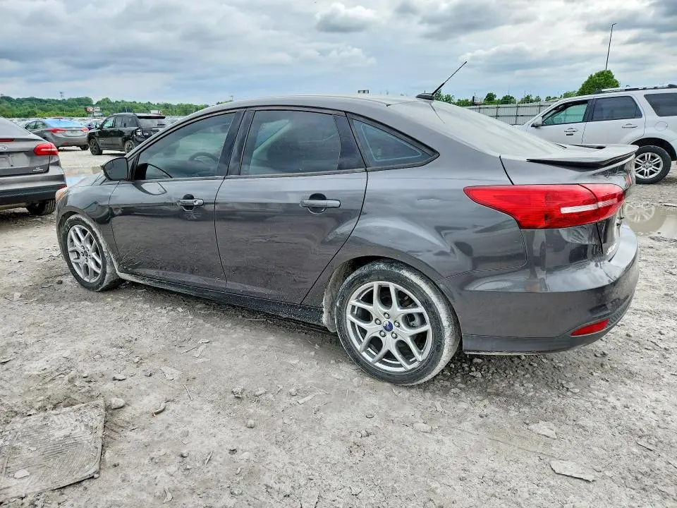 2015 FORD FOCUS SE  