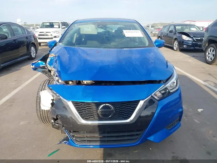 2021 NISSAN VERSA SV XTRONIC CVT