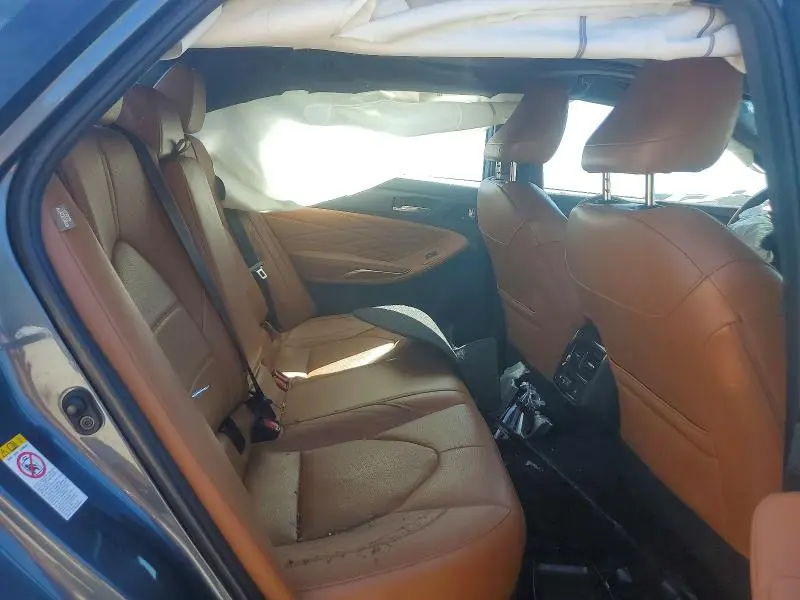 2019 TOYOTA AVALON LIMITED  