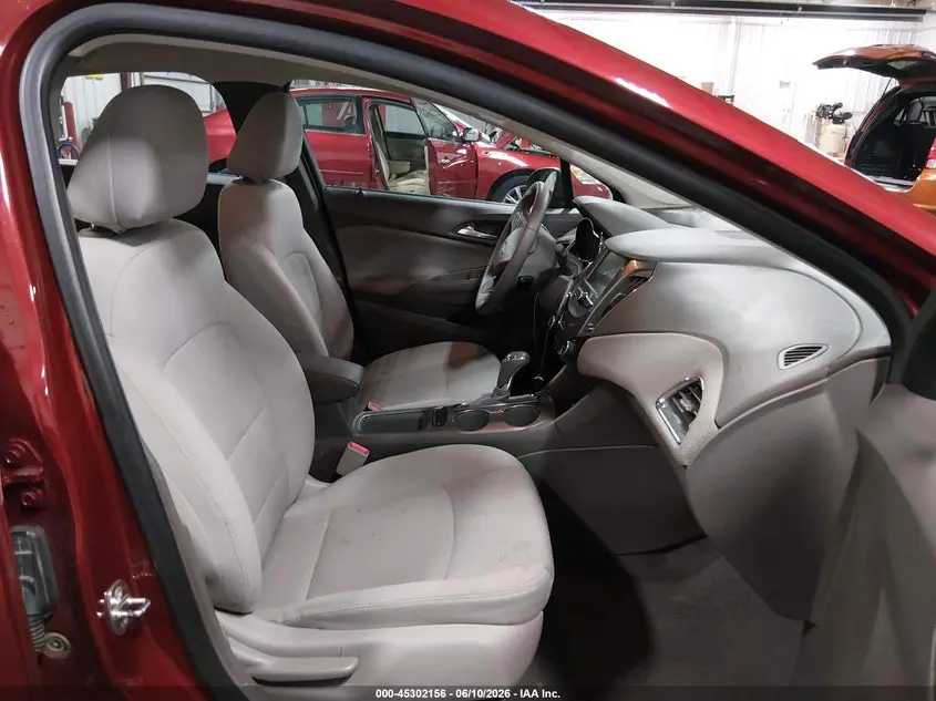 2018 CHEVROLET CRUZE LT AUTO