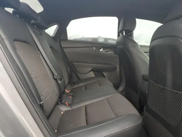 2022 KIA FORTE GT LINE  