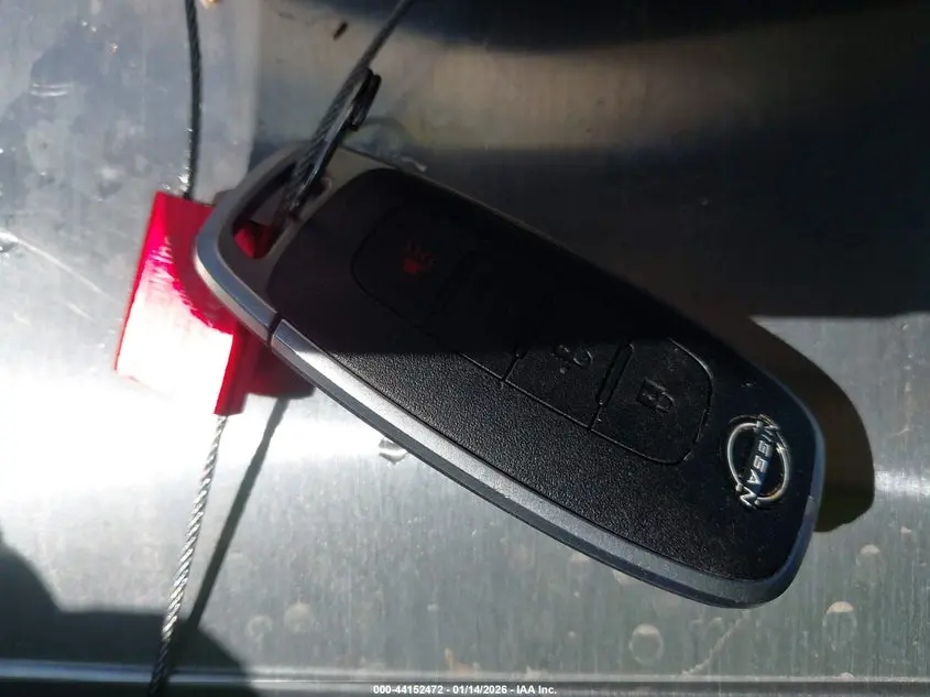 2024 NISSAN VERSA 1.6 SV