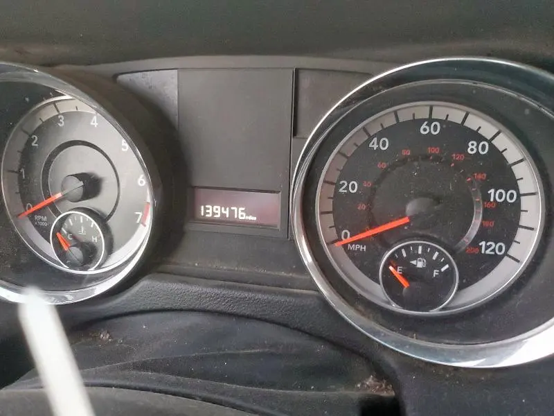 2016 DODGE GRAND CARAVAN SE  