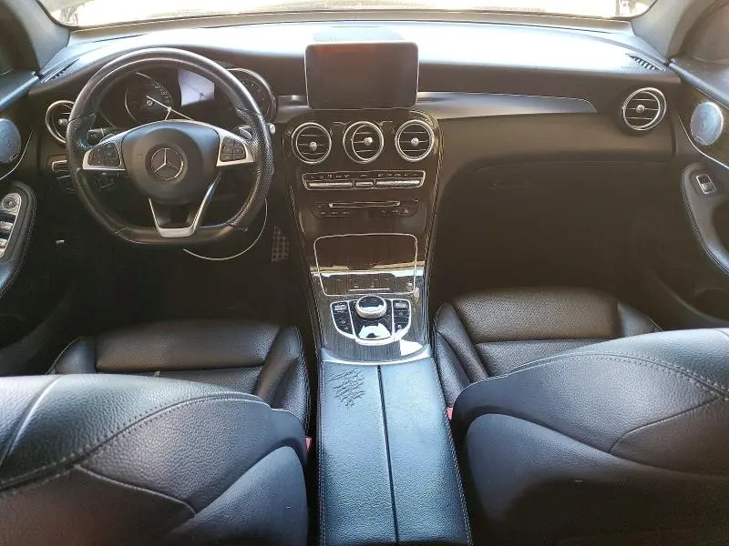 2018 MERCEDES-BENZ GLC 300  