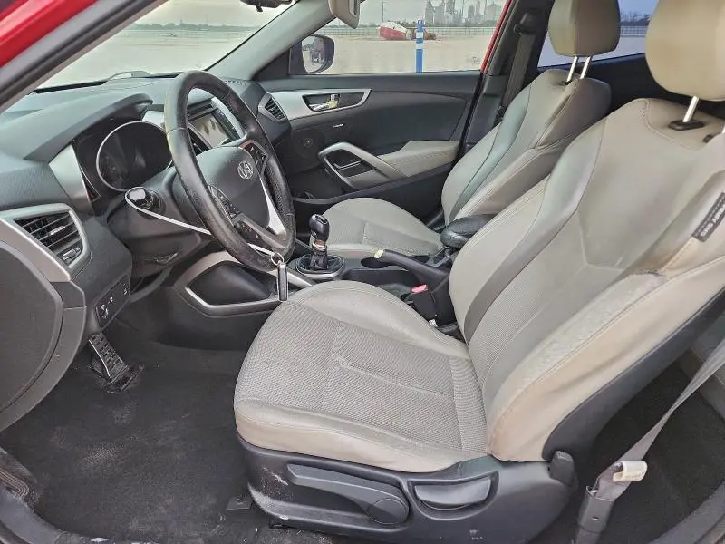 2013 HYUNDAI VELOSTER   