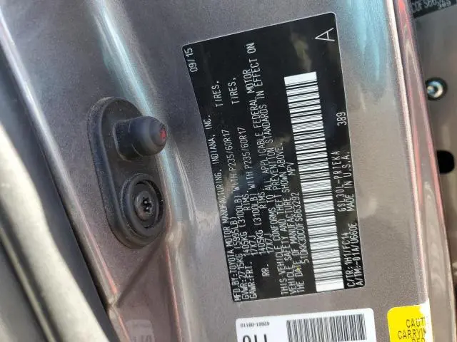 2015 TOYOTA SIENNA LE  