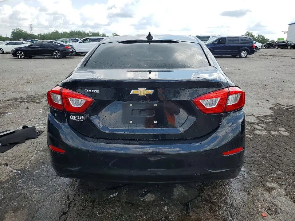 2018 CHEVROLET CRUZE LS  
