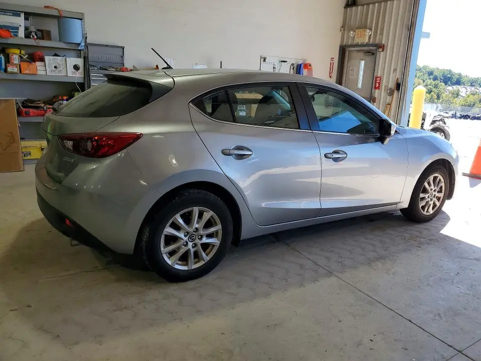 2016 MAZDA 3 TOURING  