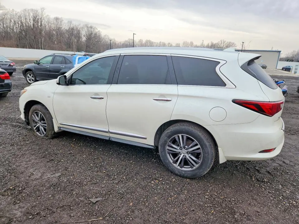 2019 INFINITI QX60 LUXE  