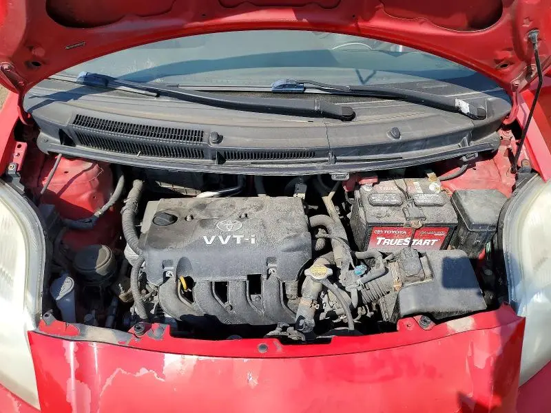 2011 TOYOTA YARIS BASE  