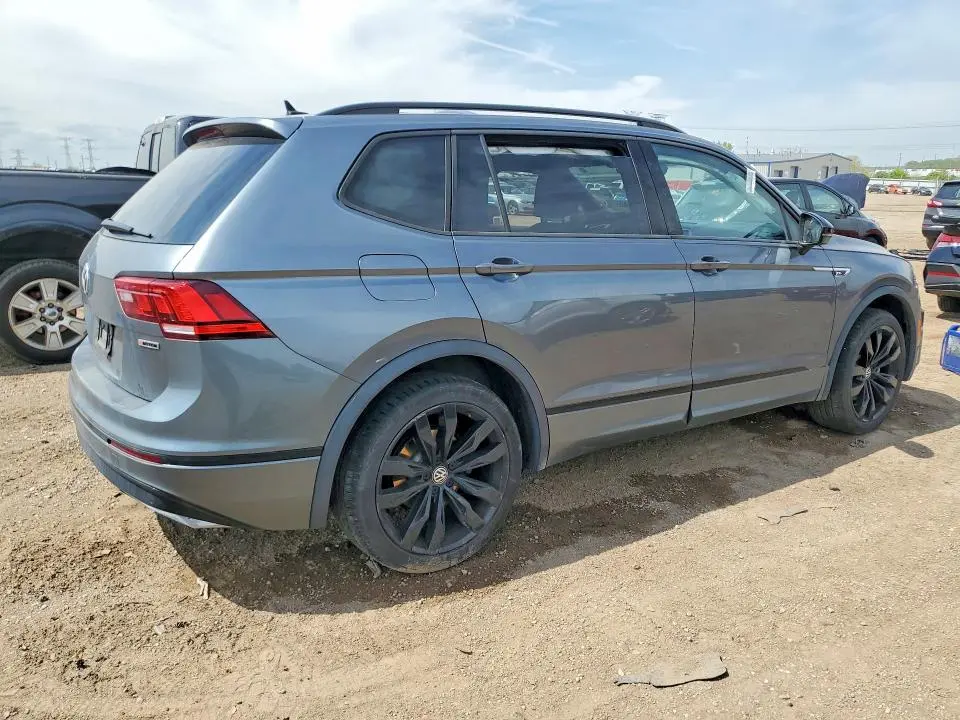 2021 VOLKSWAGEN TIGUAN SE  