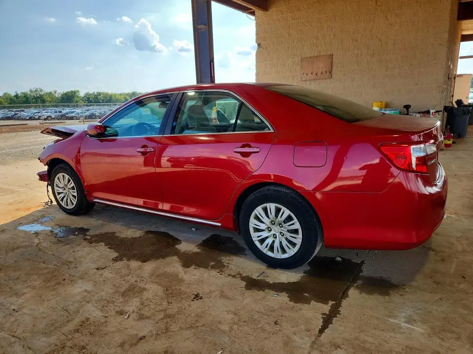 2014 TOYOTA CAMRY LE  