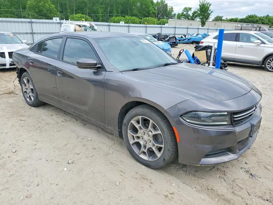 2015 DODGE CHARGER SE  