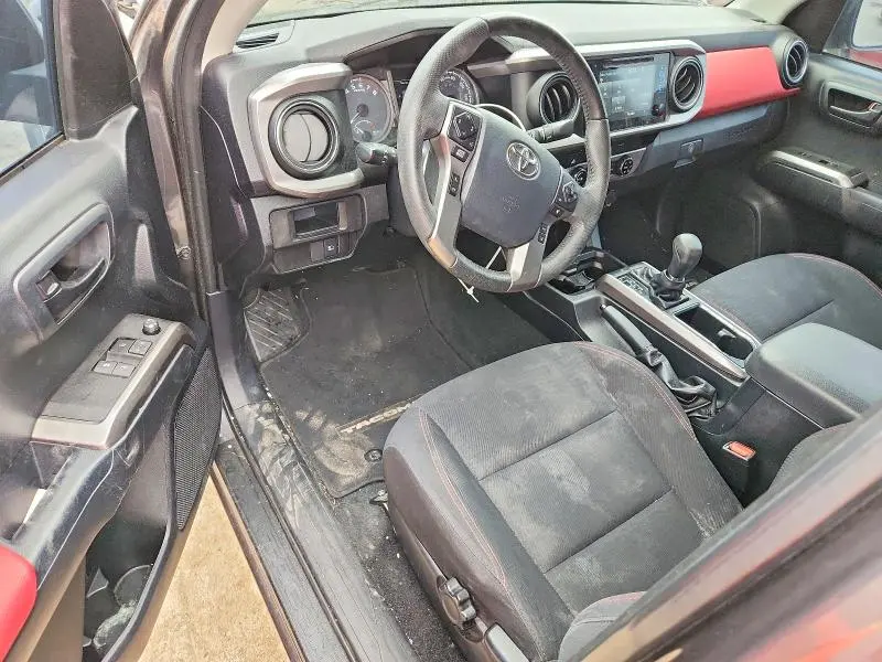 2018 TOYOTA TACOMA SR5 V6  